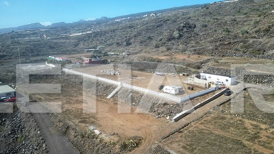 AJ1253: Independent house with land divided into three plots