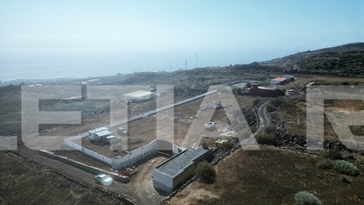 AJ1253: Independent house with land divided into three plots