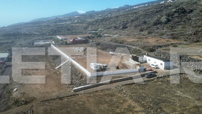 AJ1253: Independent house with land divided into three plots