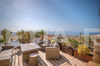 AJ1269: Beautiful villa for sale in Chayofa 