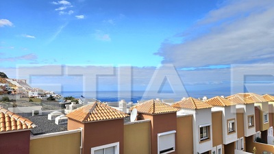 AJ1278: Beautiful Townhouse in Roque del Conde 