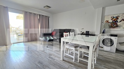 AJ1278: Beautiful Townhouse in Roque del Conde 