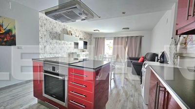 AJ1278: Beautiful Townhouse in Roque del Conde 